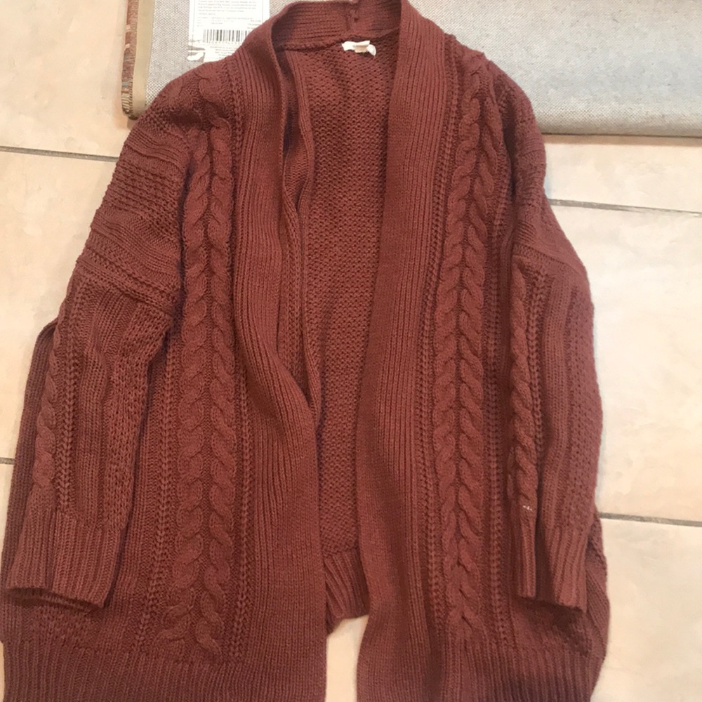 Thick cardigan